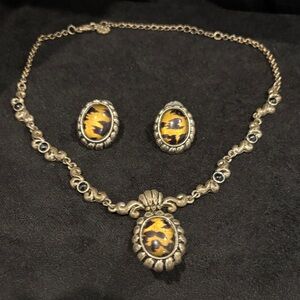 Elegant Gold and Black Jewelry Set